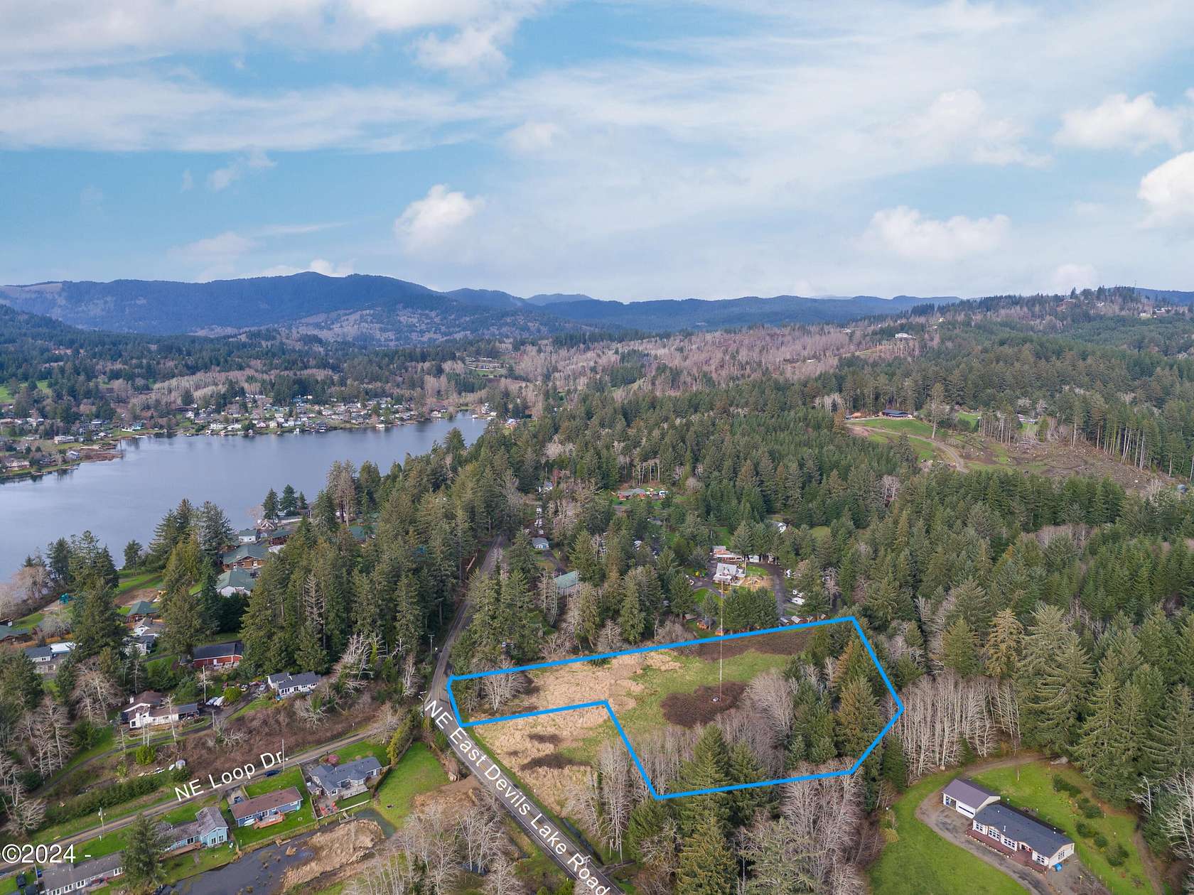 3.8 Acres of Residential Land for Sale in Otis, Oregon