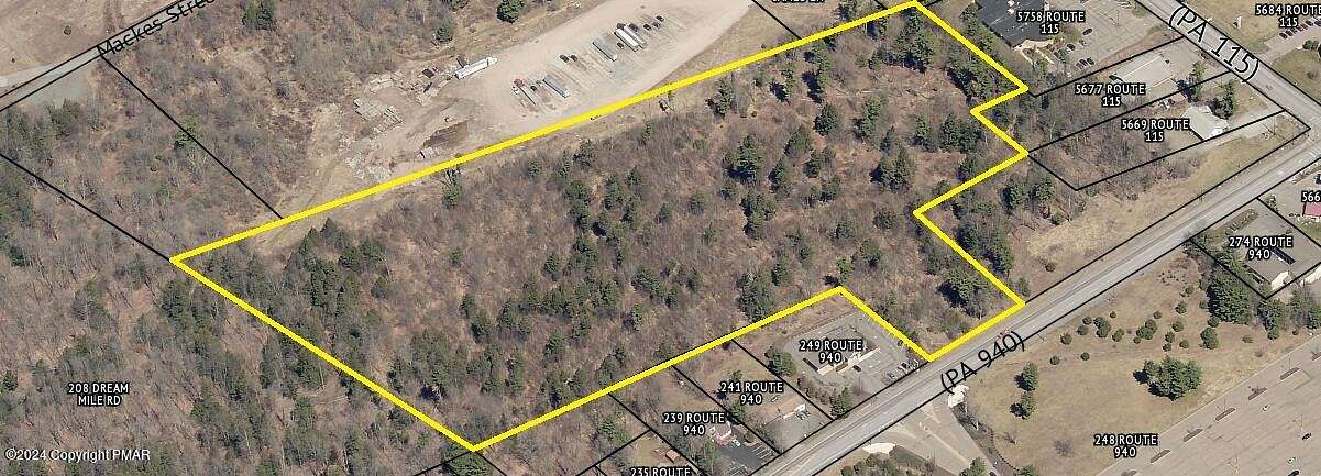 15 Acres of Commercial Land for Sale in Blakeslee, Pennsylvania
