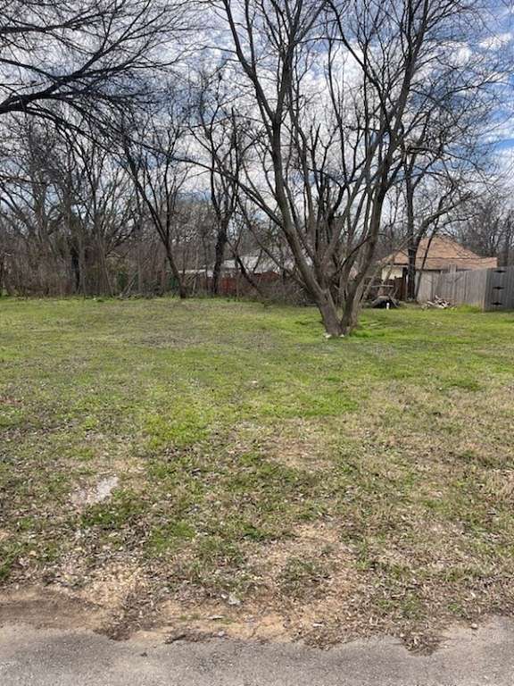 0.12 Acres of Residential Land for Sale in Waco, Texas