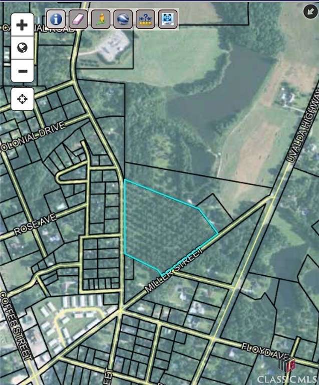 10.2 Acres of Land for Sale in Hazlehurst, Georgia