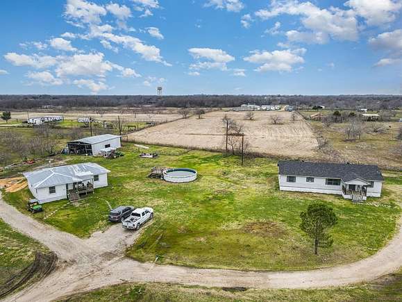 10.8 Acres of Recreational Land with Home for Sale in Kaufman, Texas
