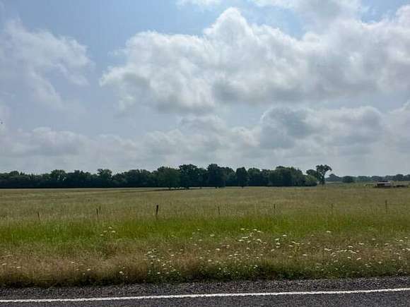 9.2 Acres of Land for Sale in Clarksville, Texas