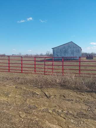 160 Acres of Agricultural Land for Sale in Marshall, Missouri