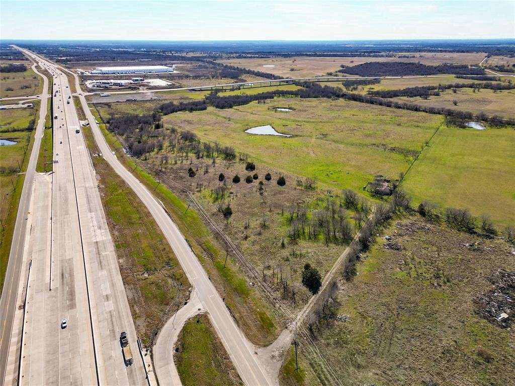 11.5 Acres of Commercial Land for Sale in Corsicana, Texas