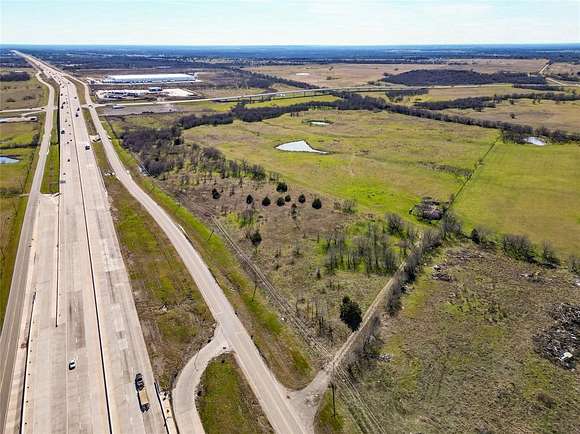 11.54 Acres of Commercial Land for Sale in Corsicana, Texas