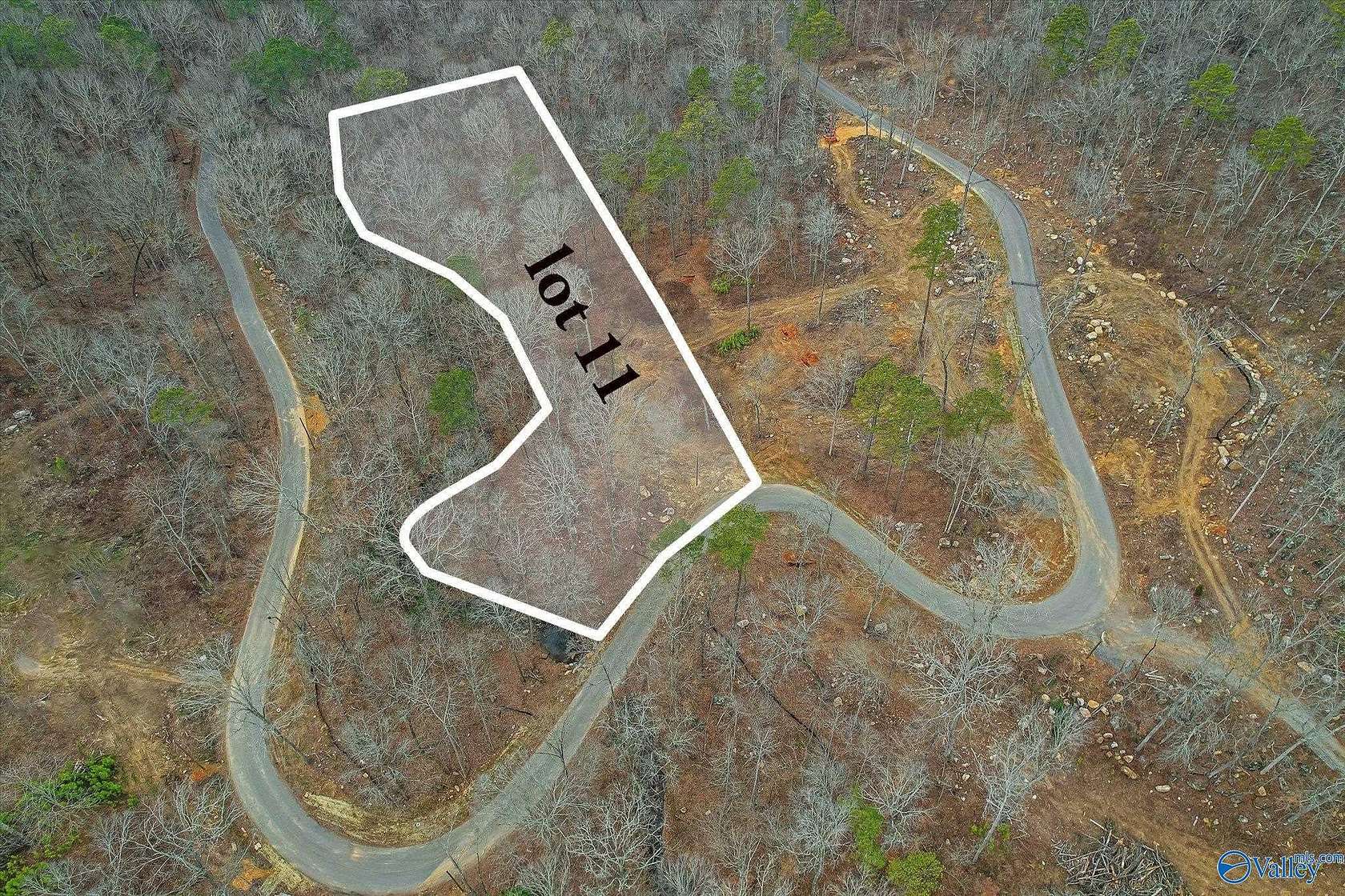 2.1 Acres of Residential Land for Sale in Guntersville, Alabama