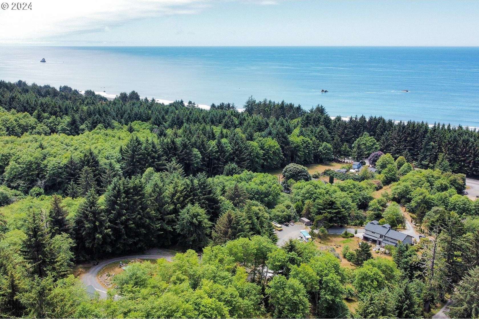 5.7 Acres of Residential Land with Home for Sale in Brookings, Oregon