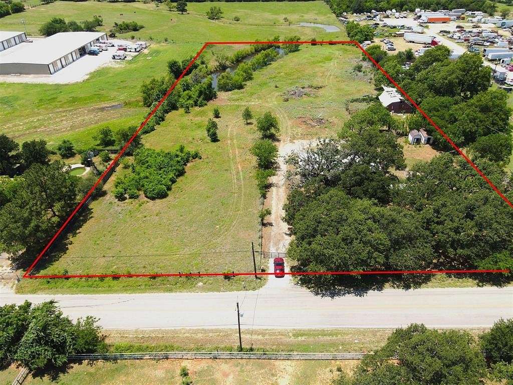 5 Acres of Improved Commercial Land for Sale in Fort Worth, Texas