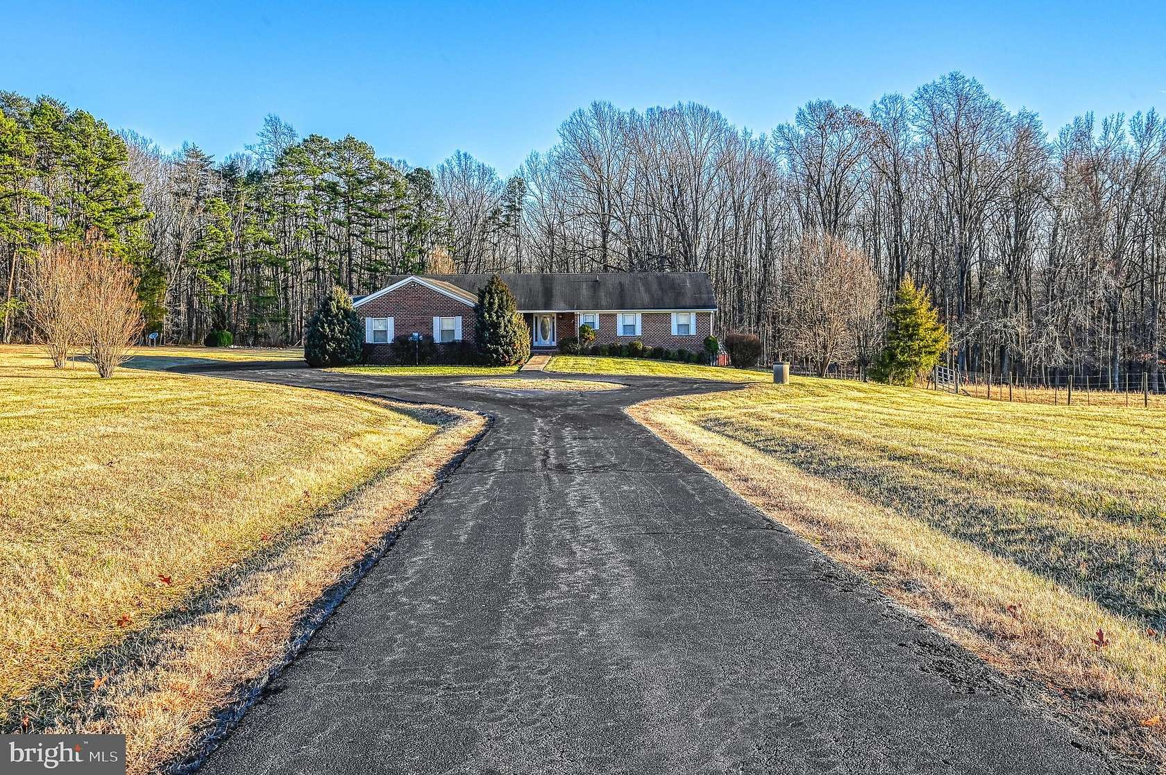 20.9 Acres of Land with Home for Sale in Louisa, Virginia