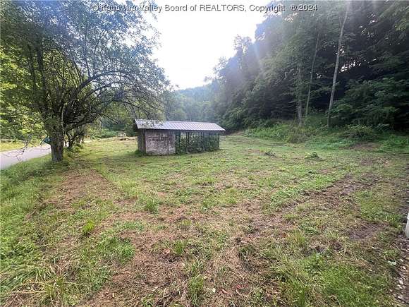 1.1 Acres of Residential Land for Sale in Yawkey, West Virginia