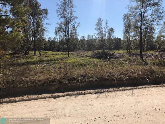 2.5 Acres of Residential Land for Sale in Chiefland, Florida