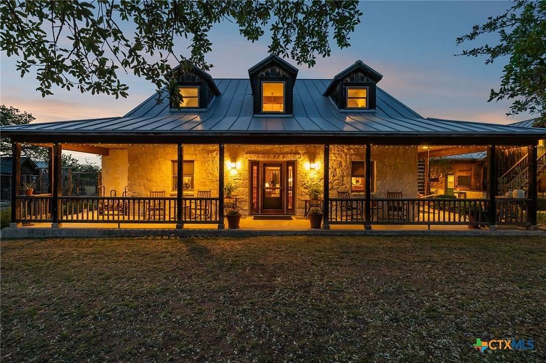61.5 Acres of Land with Home for Sale in Fredericksburg, Texas