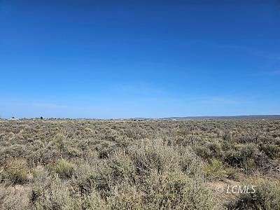 2.7 Acres of Residential Land for Sale in Christmas Valley, Oregon