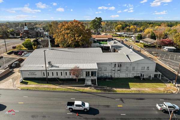 1.48 Acres of Commercial Land for Sale in Gladewater, Texas