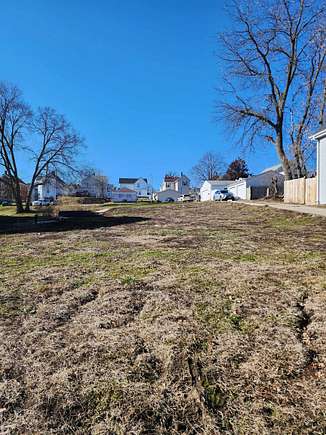 0.32 Acres of Residential Land for Sale in Dubuque, Iowa