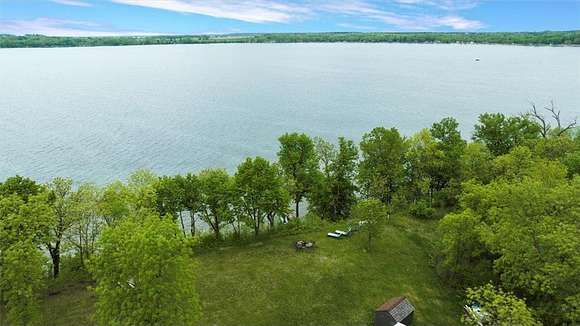 1.739 Acres of Residential Land for Sale in Clitherall, Minnesota
