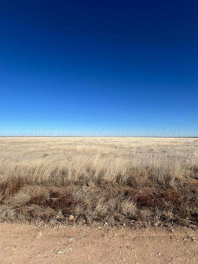 10 Acres of Land for Sale in Dumas, Texas