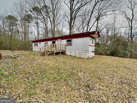 2.2 Acres of Residential Land with Home for Sale in Blairsville