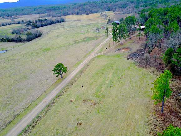 188 Acres of Land with Home for Sale in Hartford, Arkansas