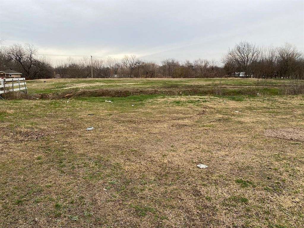1.1 Acres of Residential Land for Sale in Fort Worth, Texas