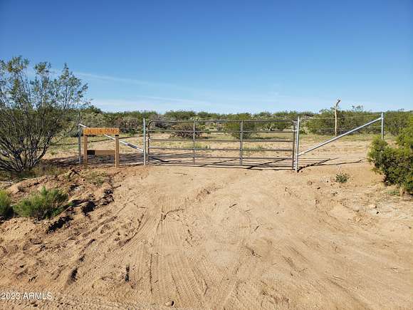 43.4 Acres of Agricultural Land for Sale in Kingman, Arizona