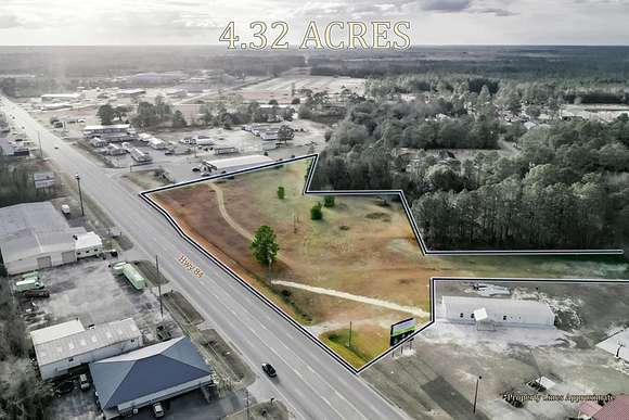 4.3 Acres of Commercial Land for Sale in Blackshear, Georgia