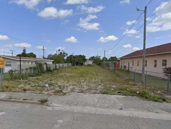 0.17 Acres of Residential Land for Sale in Riviera Beach, Florida