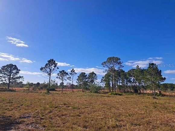 5 Acres of Residential Land for Sale in Lorida, Florida