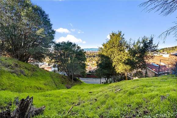 0.14 Acres of Residential Land for Sale in Oakland, California