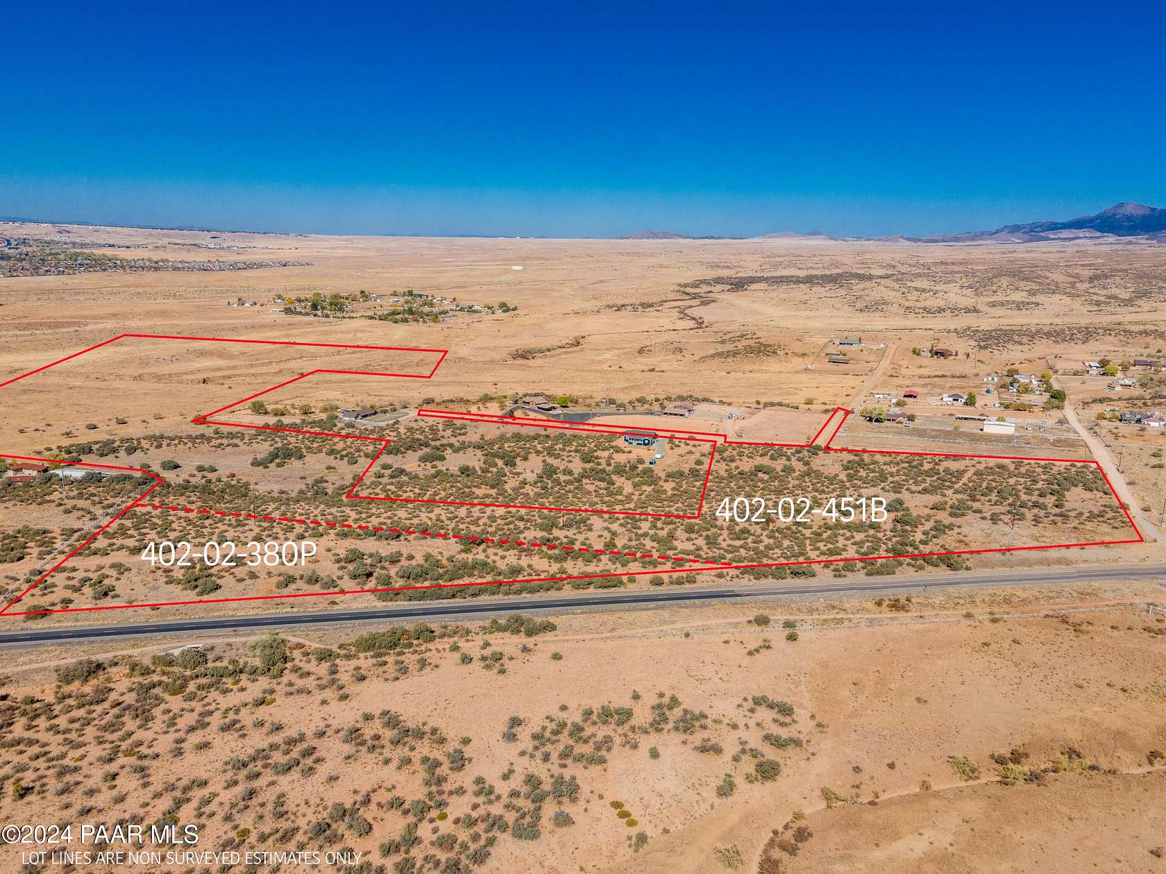 27.7 Acres of Land for Sale in Dewey-Humboldt, Arizona
