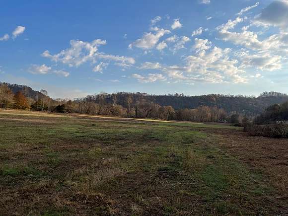 29 Acres of Mixed-Use Land for Sale in Louisa, Kentucky