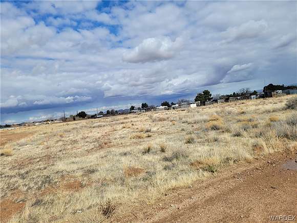 1.09 Acres of Residential Land for Sale in Kingman, Arizona