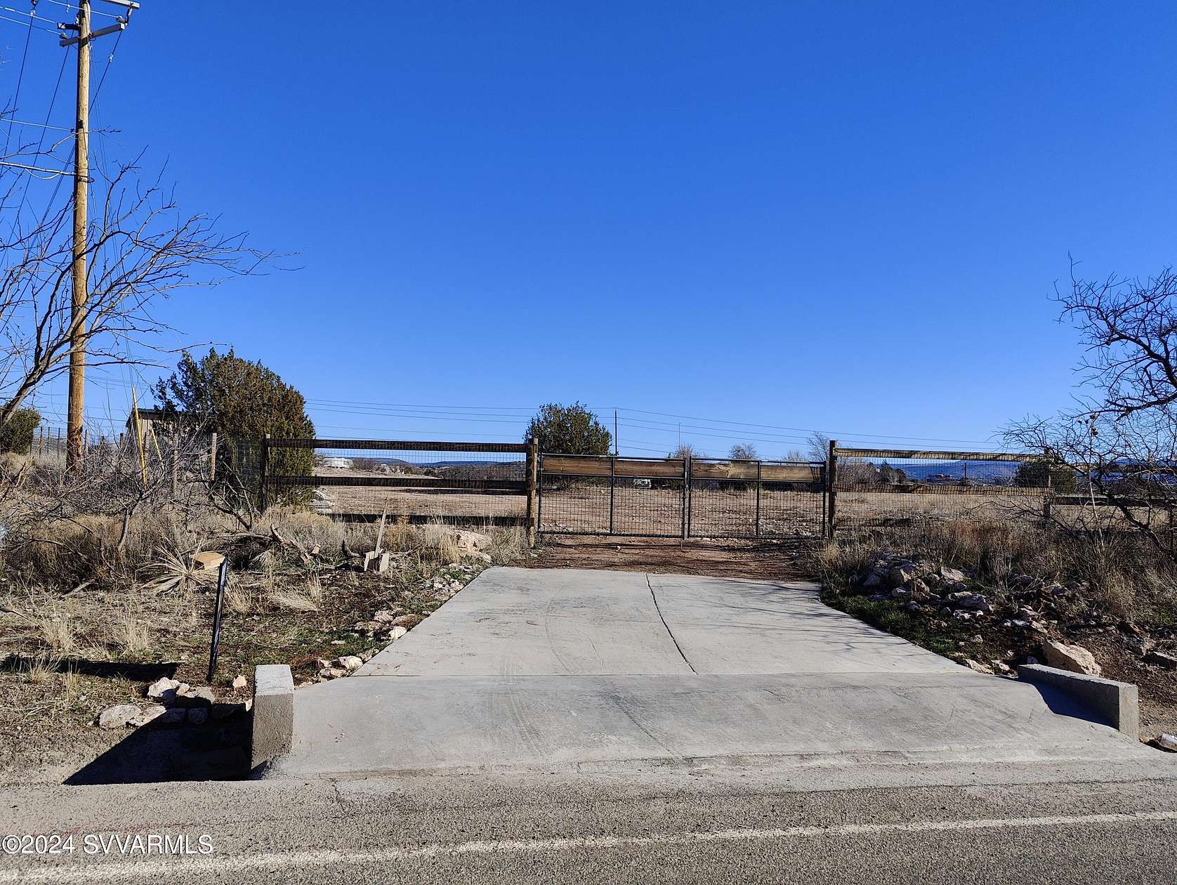 2.1 Acres of Residential Land for Sale in Rimrock, Arizona