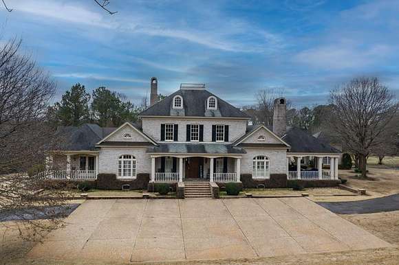 17.2 Acres of Land with Home for Sale in Midland, Georgia
