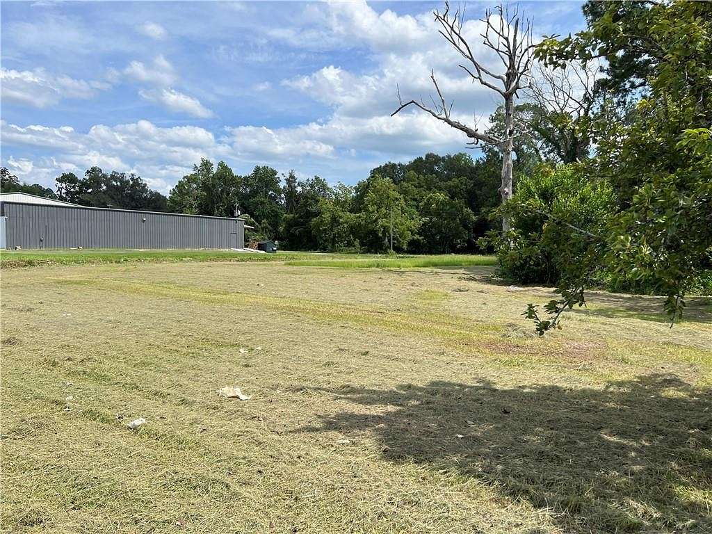 0.36 Acres of Commercial Land for Sale in Waycross, Georgia
