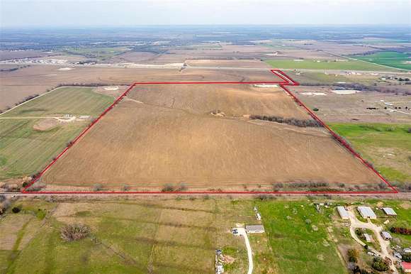 107 Acres of Land for Sale in Grandview, Texas