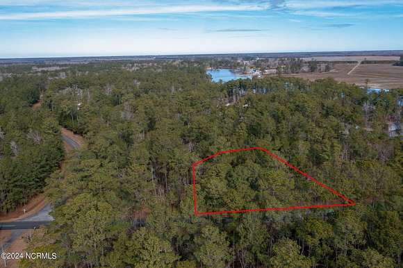 0.9 Acres of Residential Land for Sale in Oriental, North Carolina