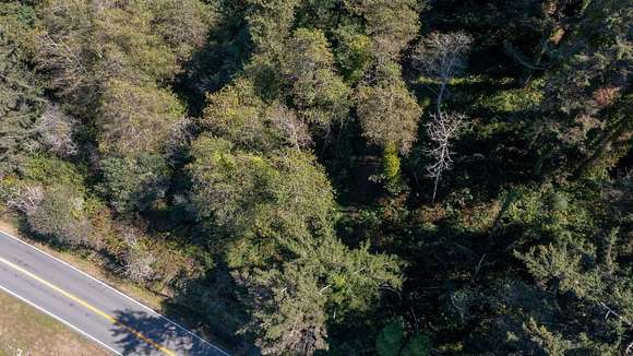 2.2 Acres of Residential Land for Sale in Smith River, California