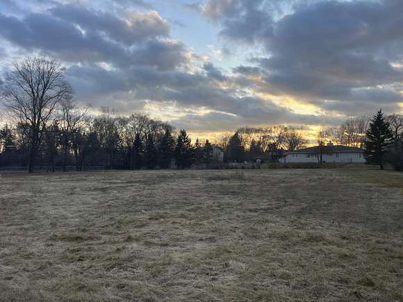 1.1 Acres of Residential Land for Sale in Franklin, Wisconsin