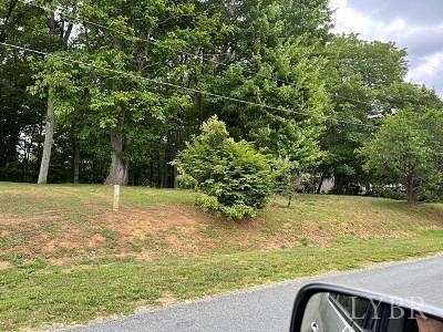 1.1 Acres of Land for Sale in Hurt, Virginia