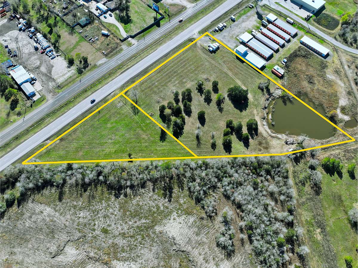 6.6 Acres of Land for Sale in Huntsville, Texas