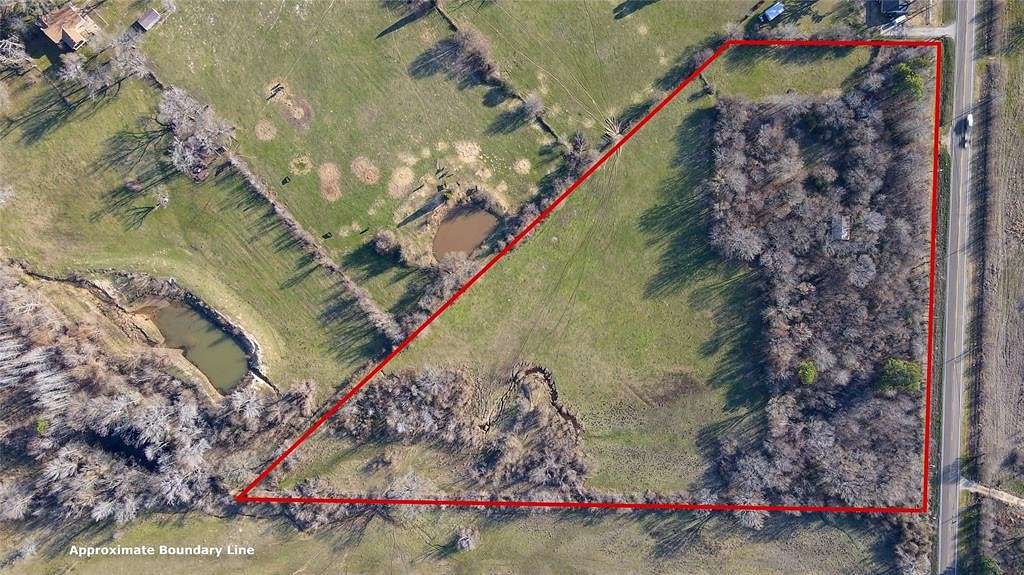 8 Acres of Land for Sale in Athens, Texas