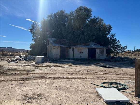 40 Acres of Land for Sale in Helendale, California