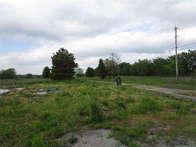 2 Acres of Land for Sale in Coweta, Oklahoma