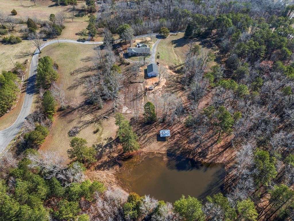 13.6 Acres of Land with Home for Sale in Rockmart, Georgia