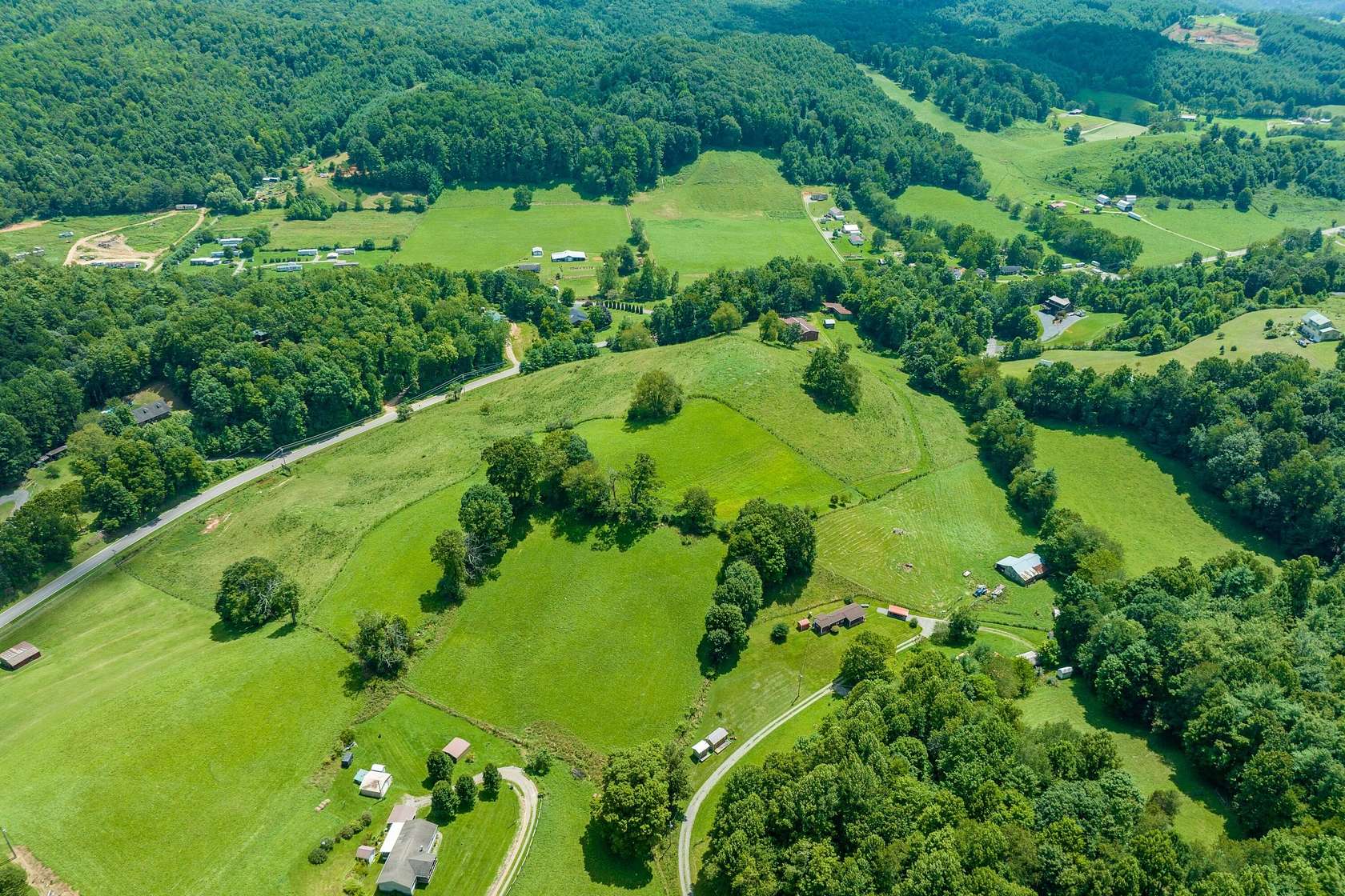 21.7 Acres of Recreational Land for Sale in Mountain City, Tennessee