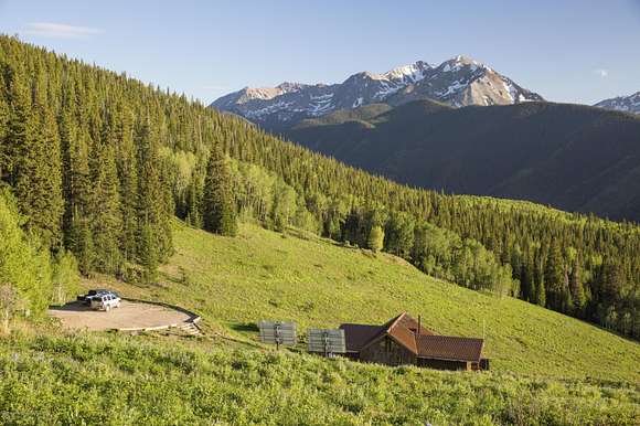 36 Acres of Recreational Land with Home for Sale in Aspen, Colorado