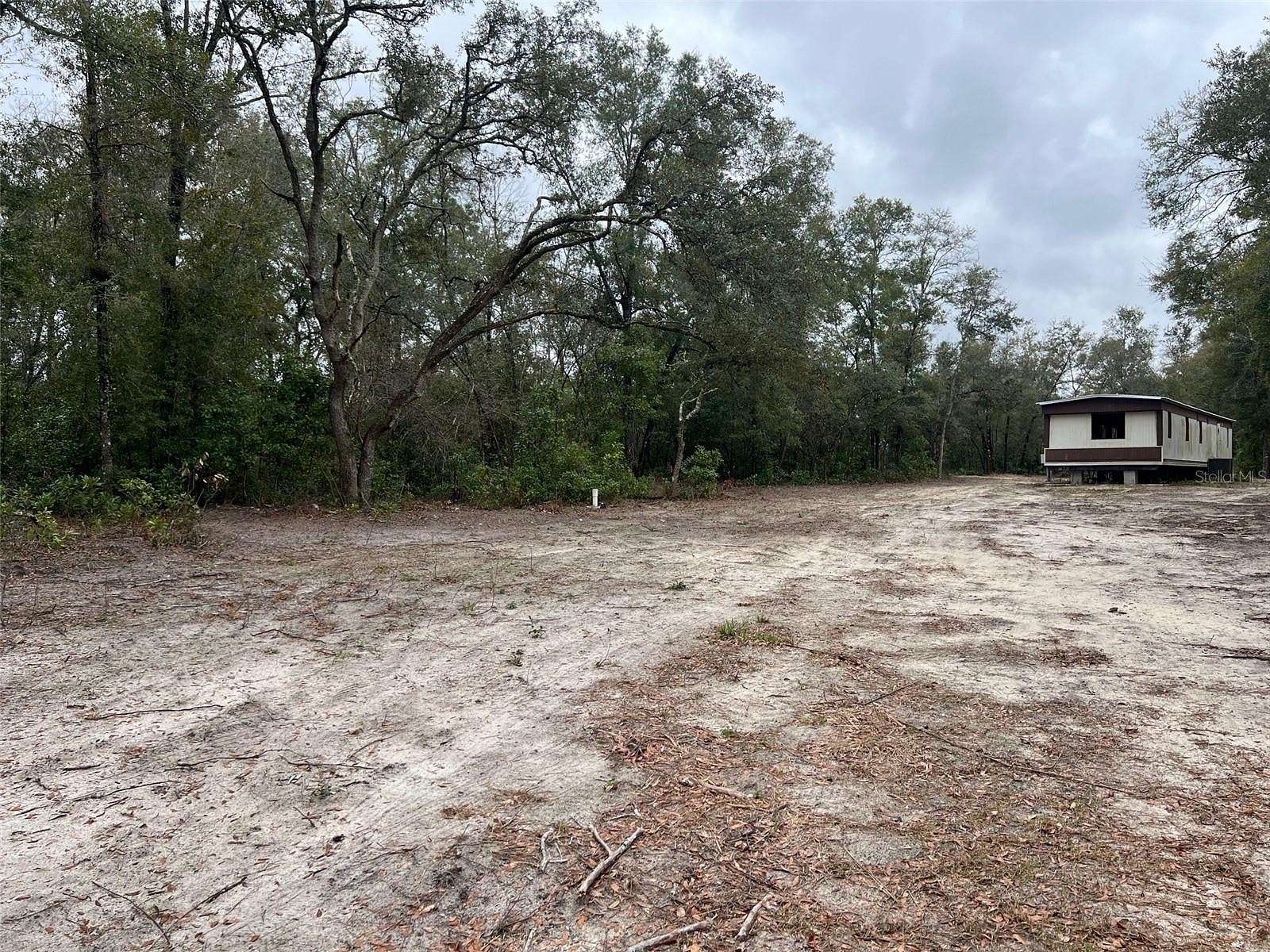 2.2 Acres of Residential Land for Sale in Branford, Florida