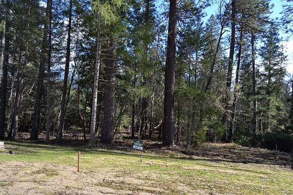 2 Acres of Residential Land for Sale in Grants Pass, Oregon