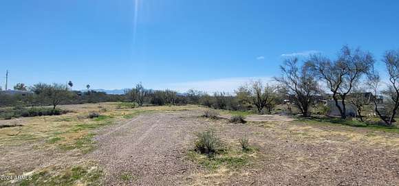 1.1 Acres of Residential Land for Sale in Morristown, Arizona